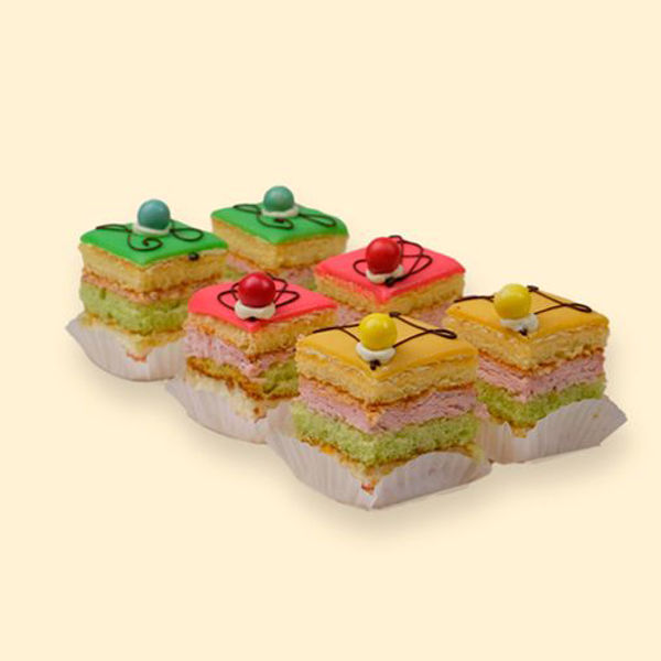 Afbeelding van petit-fours doosje � 6 stuks